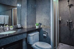 Collection O The Step Sathorn