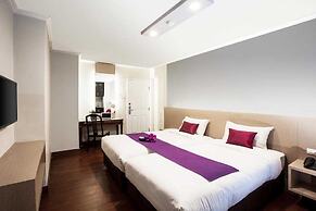 Collection O The Step Sathorn
