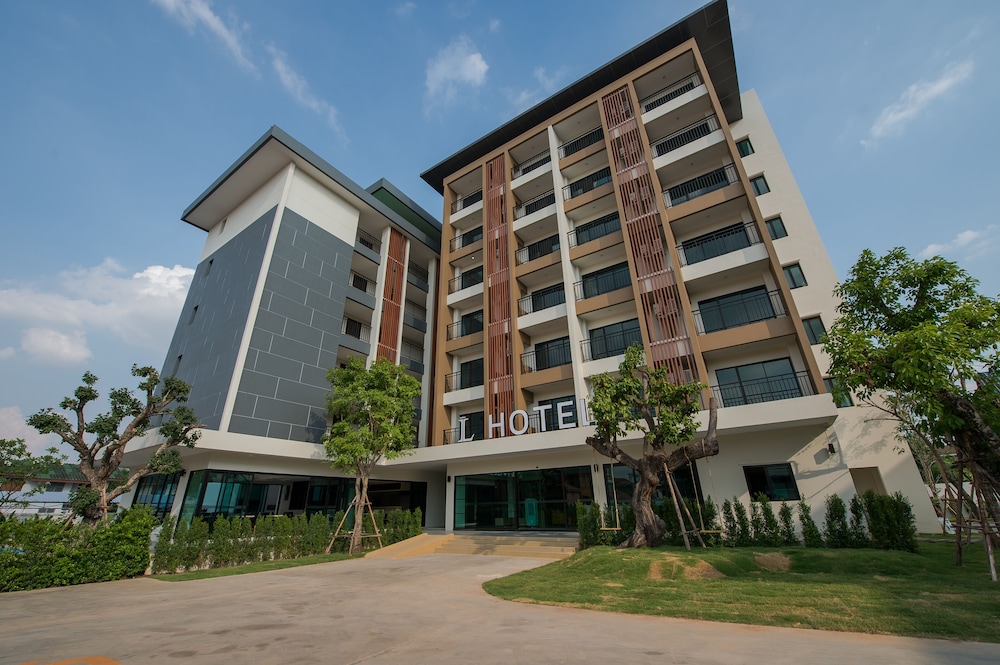 L Hotel
