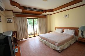 Chantorn Jomtien Guesthouse 1