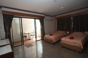 Chantorn Jomtien Guesthouse 1