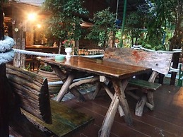 RuenNamyen Resort