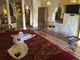 Oread Cave Suites