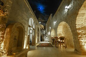 Oread Cave Suites