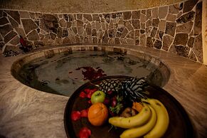 Oread Cave Suites