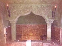 Oread Cave Suites