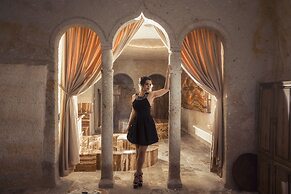Oread Cave Suites