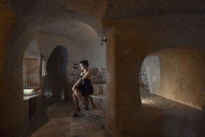 Oread Cave Suites