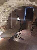 Oread Cave Suites