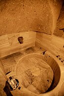 Oread Cave Suites