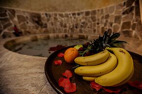 Oread Cave Suites