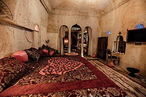 Oread Cave Suites