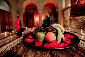 Oread Cave Suites