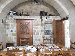 Oread Cave Suites