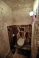 Oread Cave Suites
