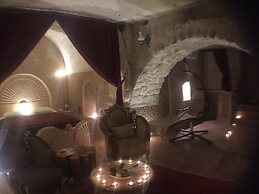 Oread Cave Suites