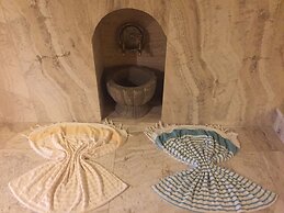 Oread Cave Suites