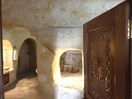 Oread Cave Suites