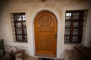 Oread Cave Suites