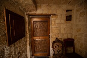 Oread Cave Suites