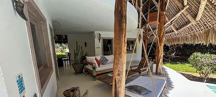 Leopard Point Luxury Beach Resort & Spa