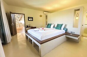 Leopard Point Luxury Beach Resort & Spa
