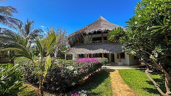 Leopard Point Luxury Beach Resort & Spa
