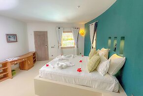 Leopard Point Luxury Beach Resort & Spa