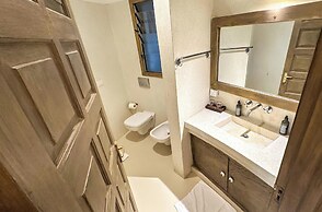 Leopard Point Luxury Beach Resort & Spa