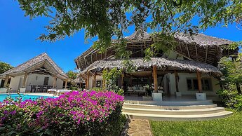 Leopard Point Luxury Beach Resort & Spa