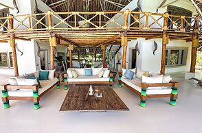 Leopard Point Luxury Beach Resort & Spa