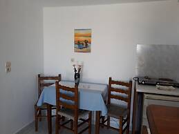 Paradisos Oia
