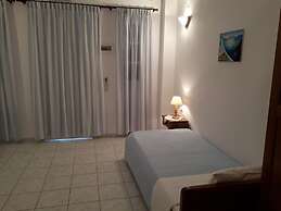 Paradisos Oia