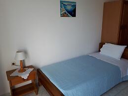 Paradisos Oia