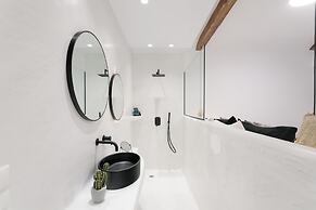 Iphimedeia Apartments & Suites