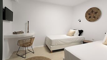 Iphimedeia Apartments & Suites