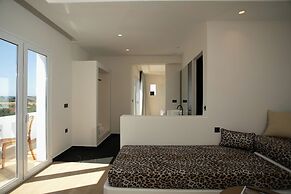 Iphimedeia Apartments & Suites