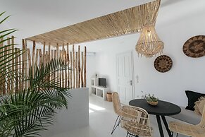 Iphimedeia Apartments & Suites