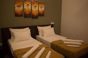 The Suite 262