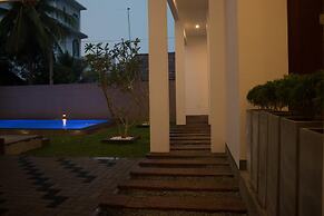 The Suite 262