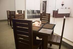 The Suite 262