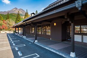 Yufuin Baien Garden Resort
