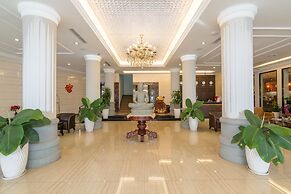 Paradise Hotel