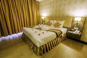 Paradise Hotel