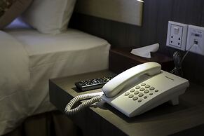 Paradise Hotel