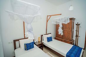 The Waves Beach Chalets