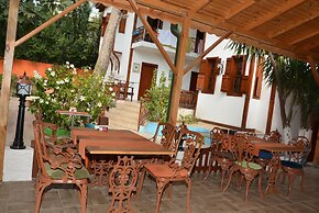 Kaliptus Hotel