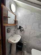 Kaliptus Hotel