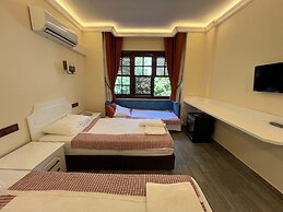 Kaliptus Hotel