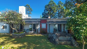Clouds Holiday Bungalow